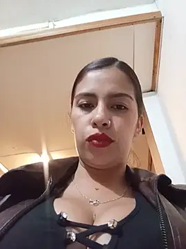 Nathaly_12's Live XXX Chat