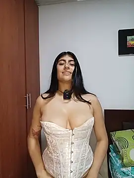 Miakhalifa__ 即時 XXX 聊天