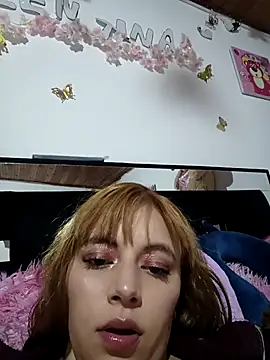 Isabella__Risky Adlı Modelin Canlı XXX Sohbeti