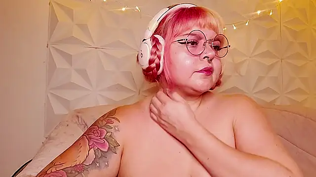 Satyn_doll Adlı Modelin Canlı XXX Sohbeti