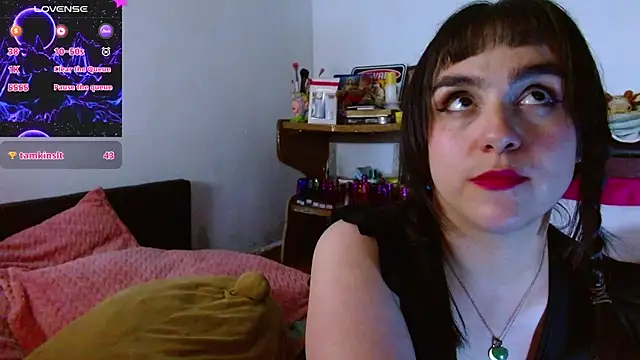 collette_beaufoy_'s Live XXX Chat