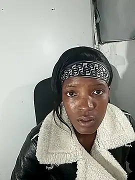 Chat +18 de AfricanBarbiee69 ao vivo