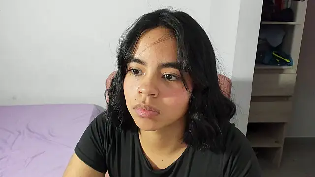 SofiaMante_'s Live XXX Chat