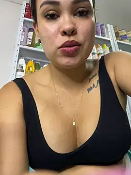 Chat +18 de FOX_LATINA ao vivo