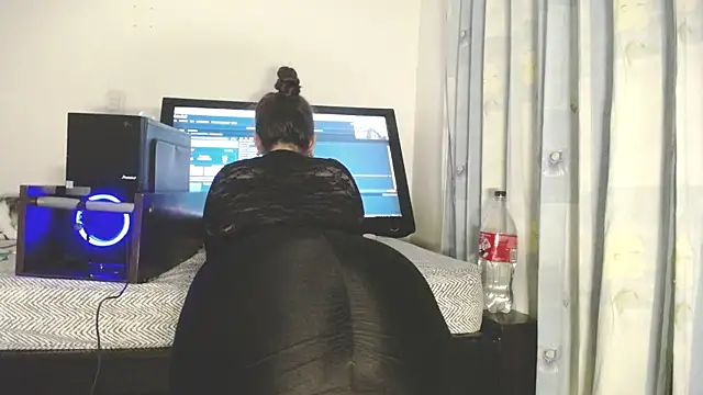 eolicasex's Live XXX Chat
