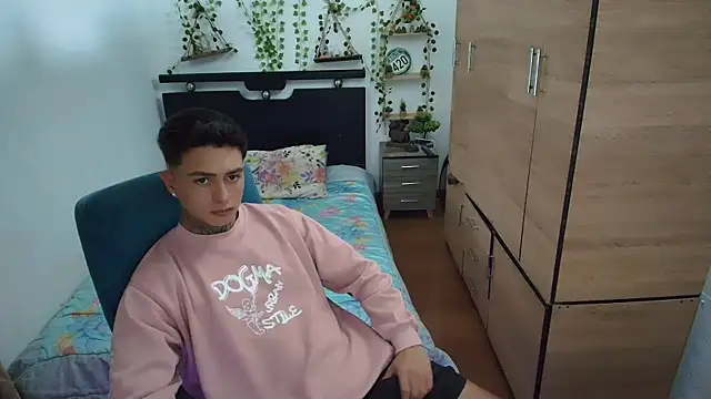 santii_ss 라이브 XXX 채팅