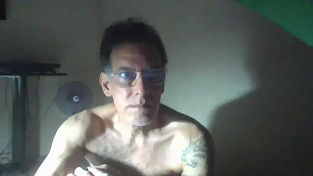 CaptainFoxのライブXXXチャット
