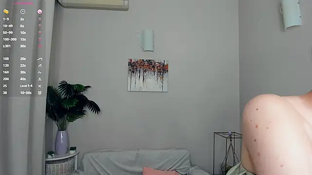 ThanhBuerger's Live XXX Chat