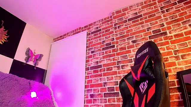 Chat XXX en directo de Engel_boss