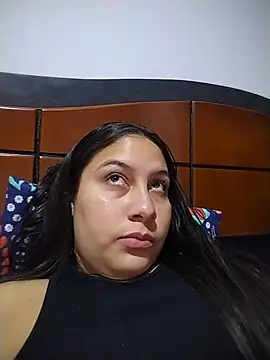 esmeralda_jadees élő XXX-chatje