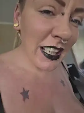 PinkTheHawk Live XXX Chat
