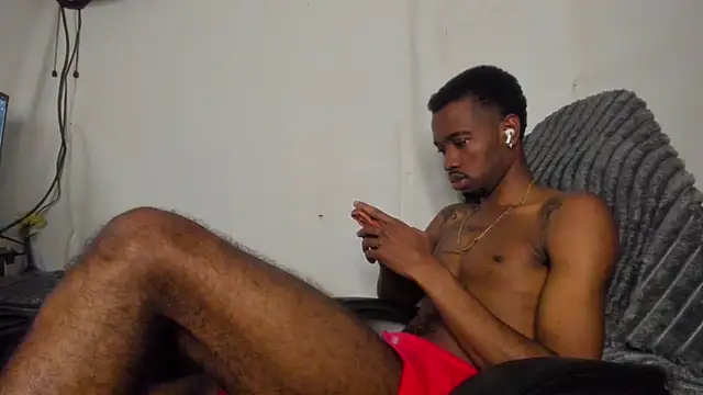 Kofi_exotic_2 Chat XXX in diretta