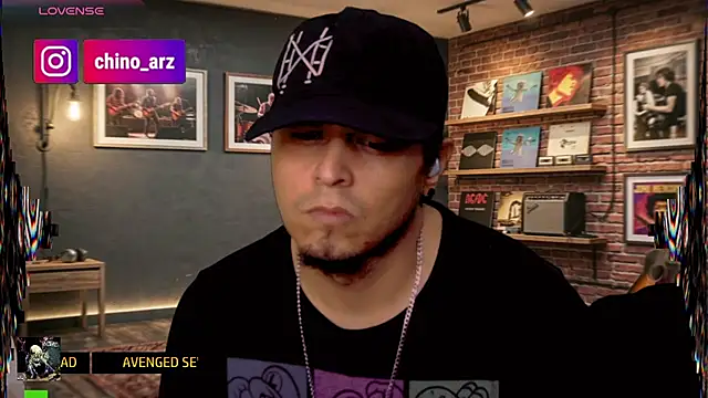 chino_roz Show Webcam