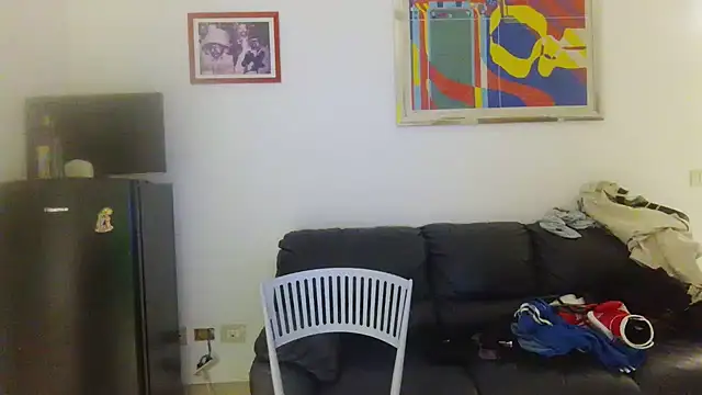 Chat XXX en directo de AMIRDIB2025