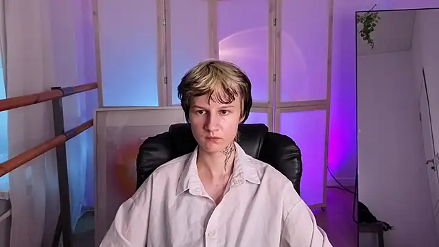 Senpai_Sins' Live XXX Chat