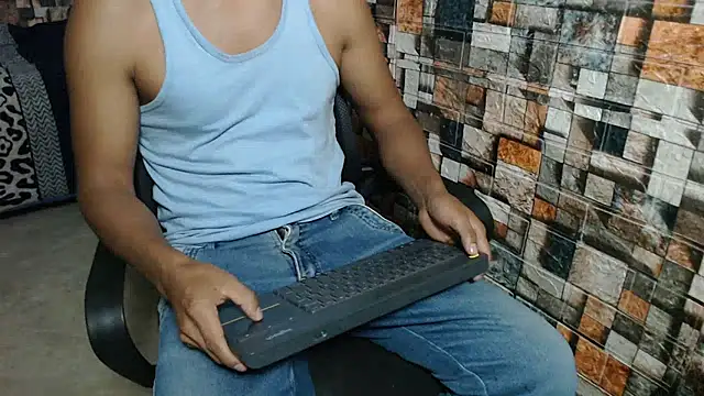 sexymen-----: διαδικτυακό σόου στην κάμερα