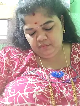 Chat +18 de Tamil-mayasri ao vivo