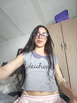 MissAfroditha Adlı Modelin Canlı XXX Sohbeti