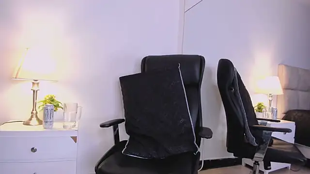 Chriss_Diamond 라이브 XXX 채팅