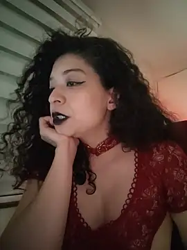 Miss_Carmilla live XXX chat