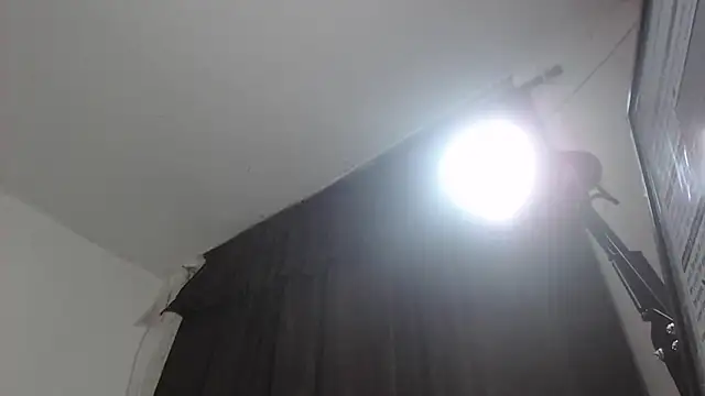 Dani-brown 即時 XXX 聊天