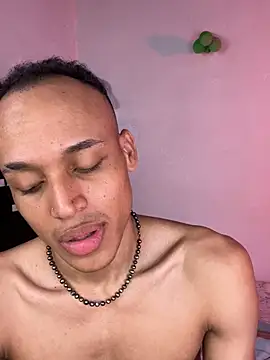 Chat XXX en directo de johnny_zhang
