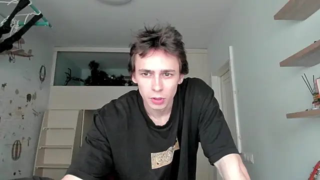 urgoddessboy Adlı Modelin Canlı XXX Sohbeti