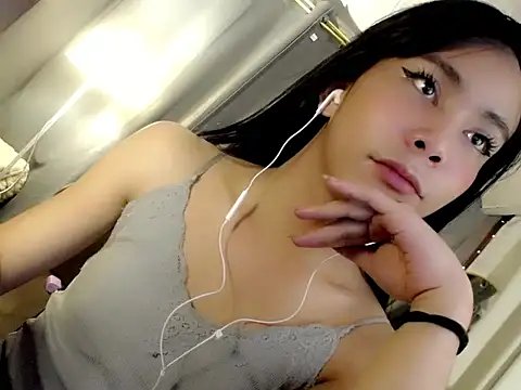 Chat XXX ao vivo de Little_SlutNica