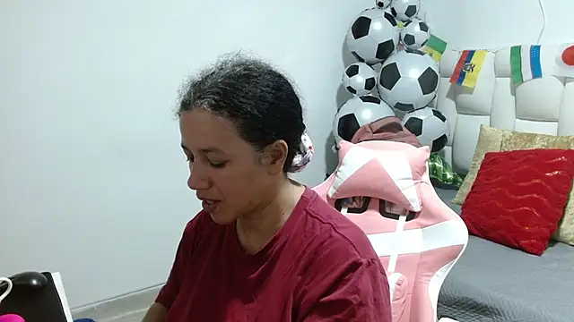michel_rous_ লাইভ XXX চ্যাট