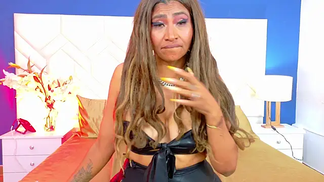 צ'אט XXX בשידור חי של Kiara_Parker_