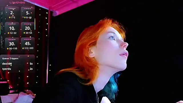Živý XXX chat Kiara_Age
