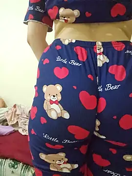 Lamya-dalo3a's Webcam Show
