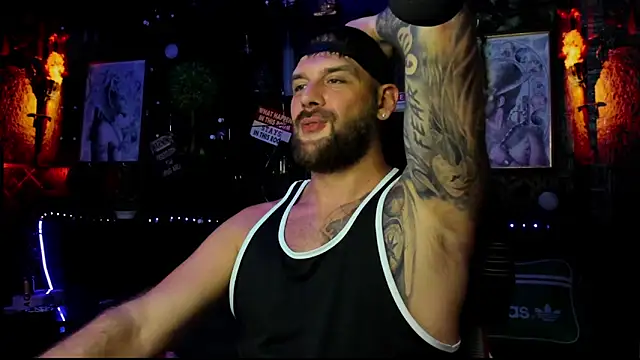 แชท XXX สดของ LexHardy