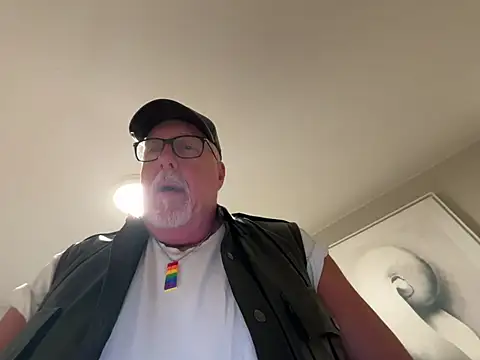 superbearboss Live XXX Chat
