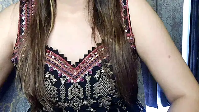 Nyra-Goddess 라이브 XXX 채팅