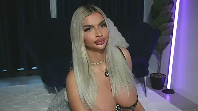 XXX chat uživo modela ChrystalCade