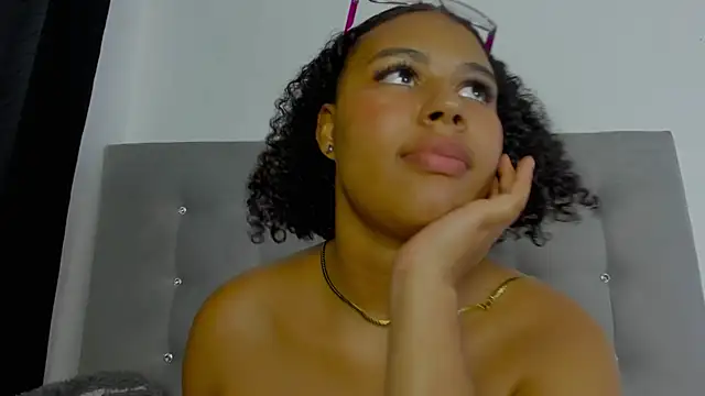 tatianasquirthot's Live XXX Chat