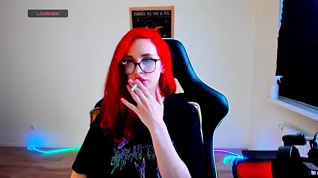 your_tora's Live XXX Chat