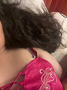 Magh-rbiya Adlı Modelin Canlı XXX Sohbeti