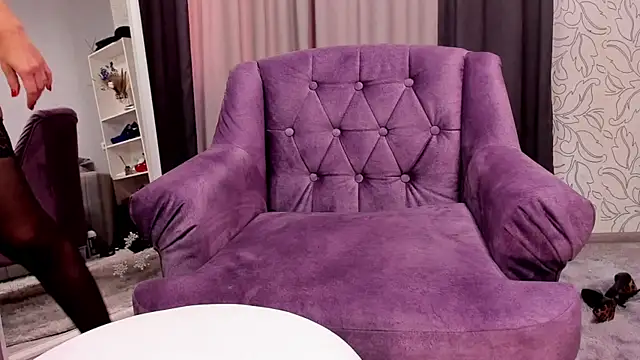 Jullia_Moor XXX чат на живо