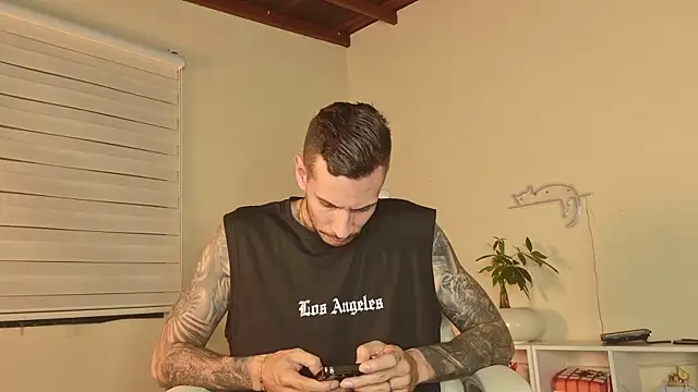 J_king__ Live XXX Chat