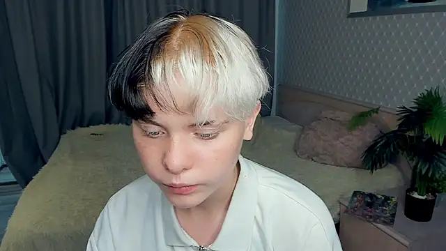 XXX chat uživo modela IsisBarletta