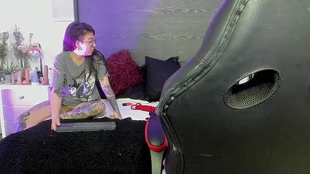 inkedsinners_'s Live XXX Chat
