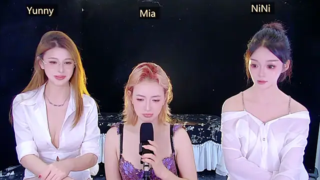 MiNi-U Chat XXX live