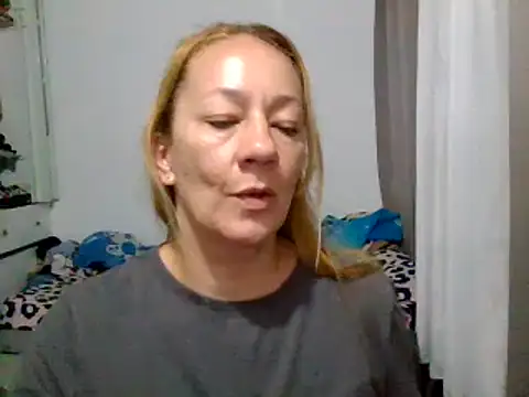 Anya_01 Chat XXX in diretta