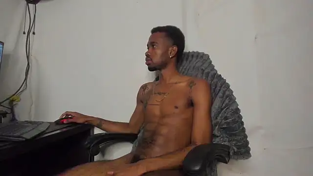 Živý XXX chat Kofi_exotic_2