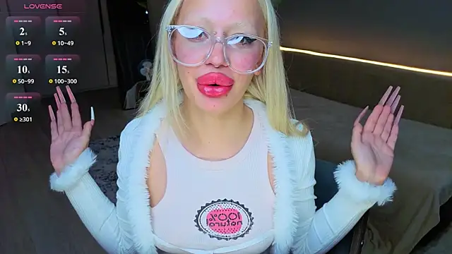 Luna_Beverly live XXX chat