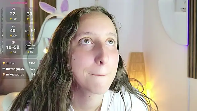 Chat +18 de mia_099 ao vivo
