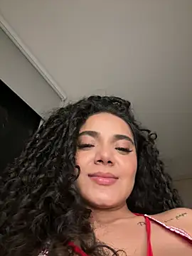 Curlyierr: онлайн-секс-чат