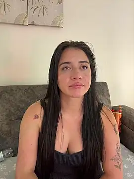Chat XXX en directo de KallyMyller1